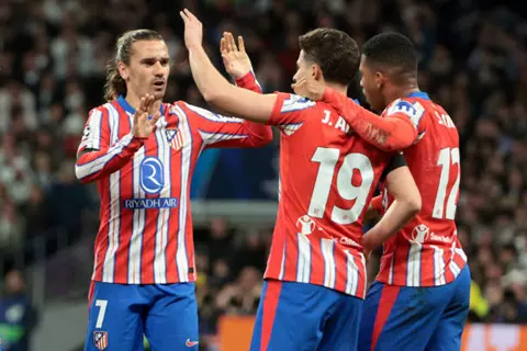 أتلتيكو مدريد يستعيد توازنه بثلاثية نظيفة أمام رايو فايكانو في الدوري الإسباني